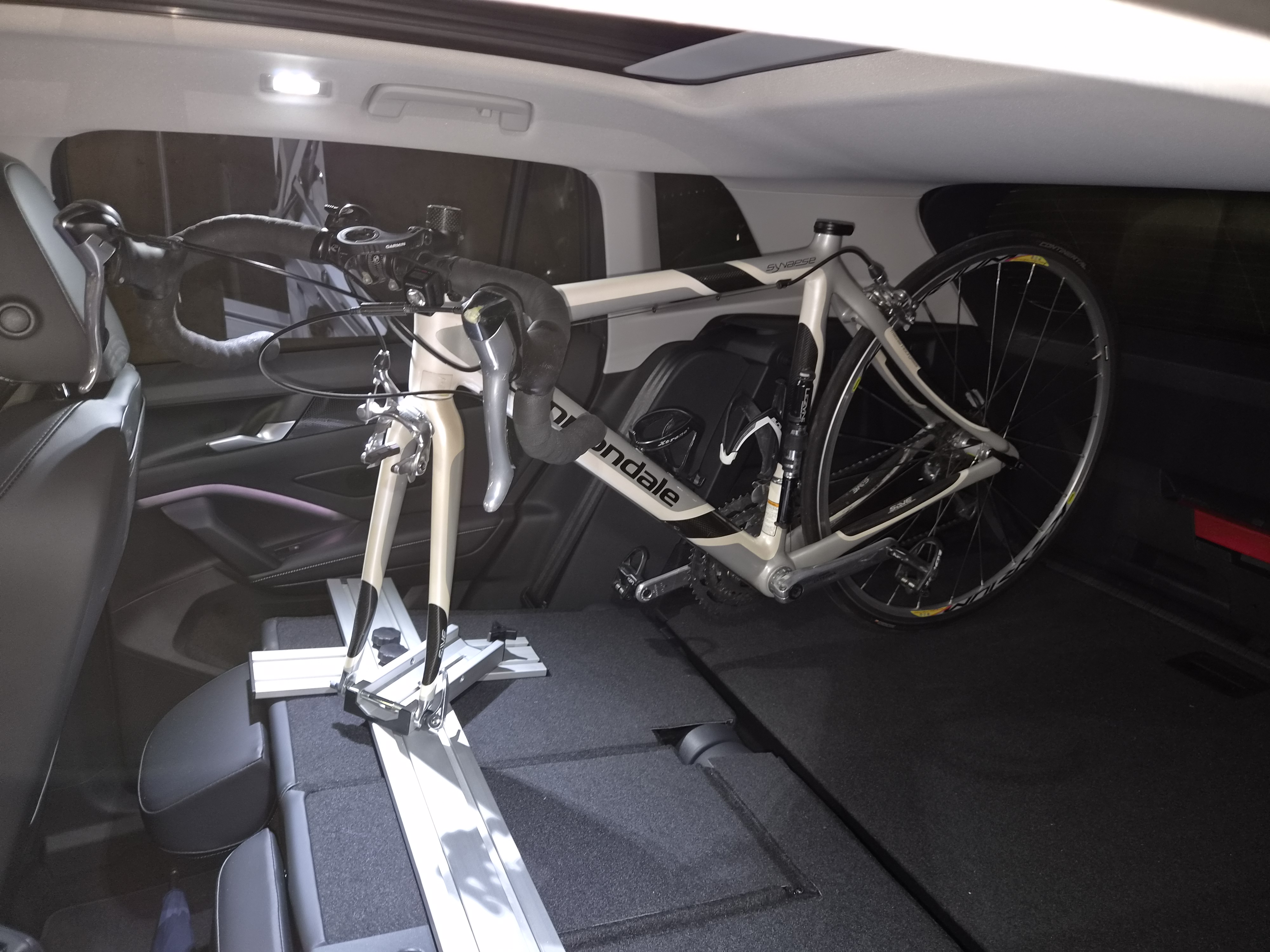 Aktuelles Radstand Fahrzeugbeispiel